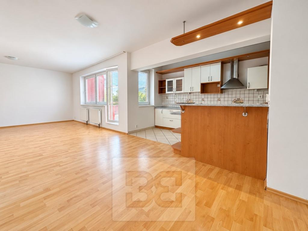 Pronájem bytu 2+kk 69 m2, Zlín – náhled fotky 9