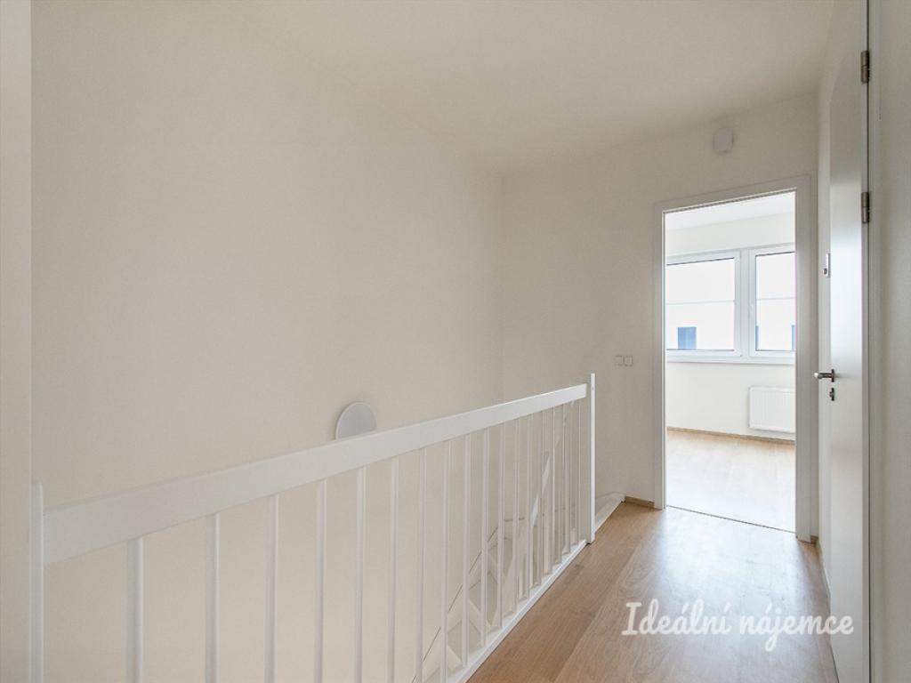 Pronájem bytu 4+kk 107 m2, Praha – náhled fotky 8