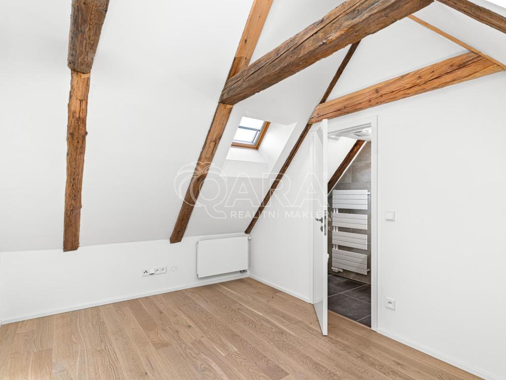 Pronájem bytu 5+kk 107 m2, Praha – náhled fotky 8