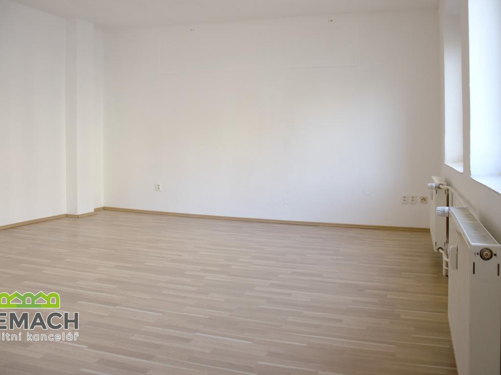Pronájem bytu 1+kk 38 m2