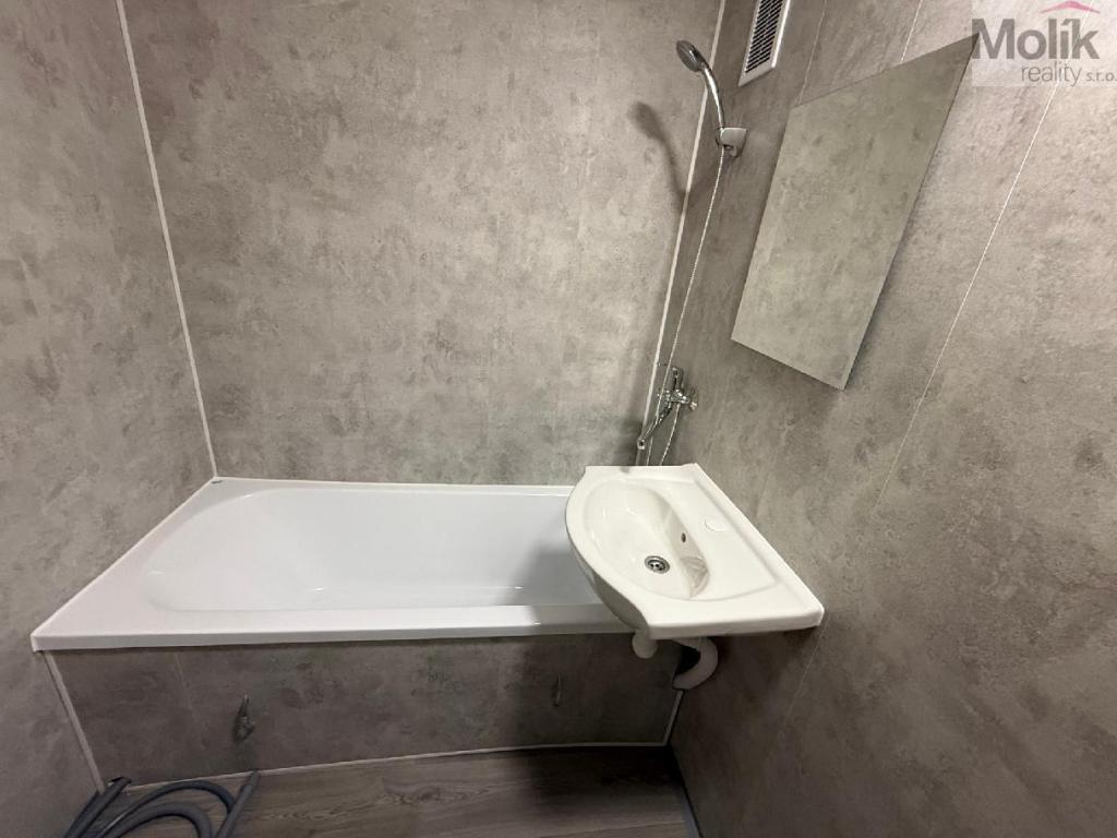 Pronájem bytu 2+kk 48 m2, Bílina – náhled fotky 7