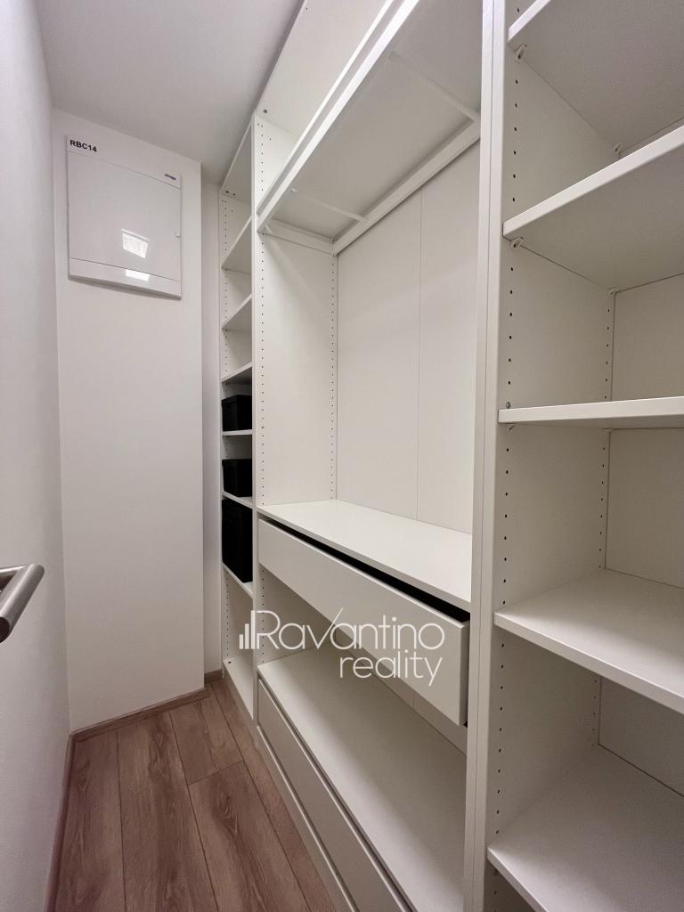 Pronájem bytu 1+kk 38 m2, Brno – náhled fotky 14