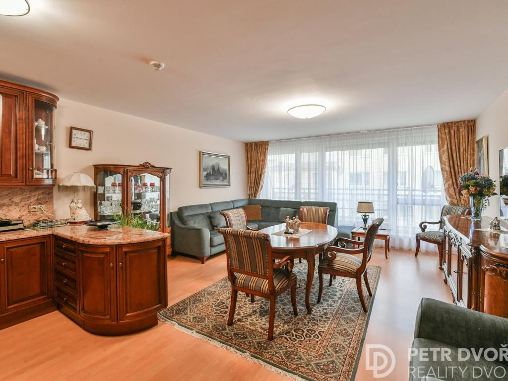 Prodej bytu 4+kk 100 m2