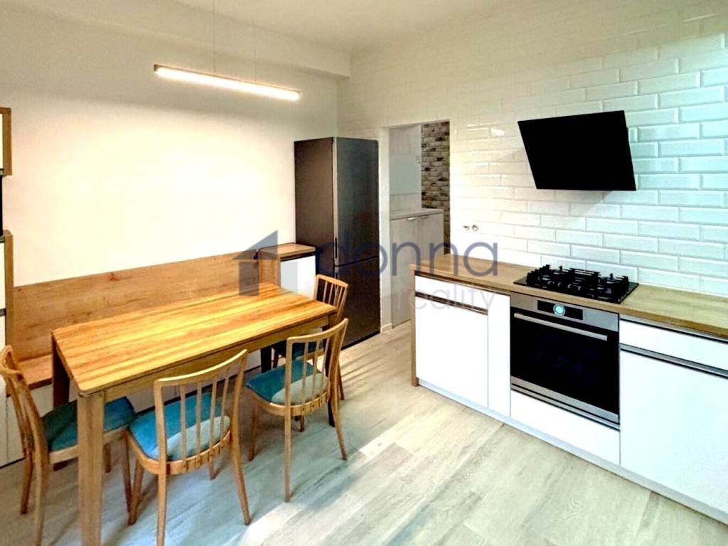Pronájem bytu 2+1 70 m2