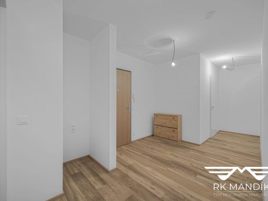 Pronájem bytu 3+kk 86 m2, Praha – náhled fotky 23