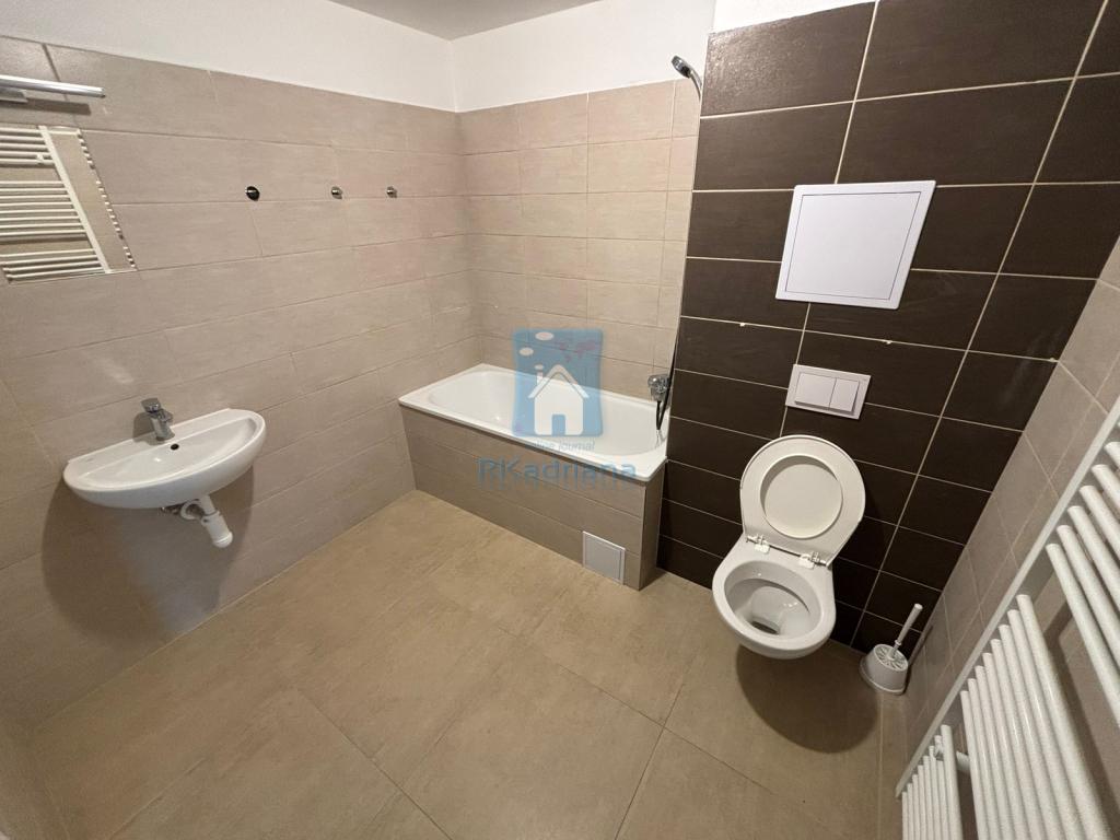 Pronájem bytu 1+kk 54 m2