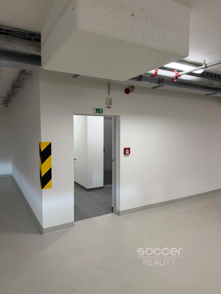 Pronájem bytu 2+kk 52 m2, Praha – náhled fotky 18