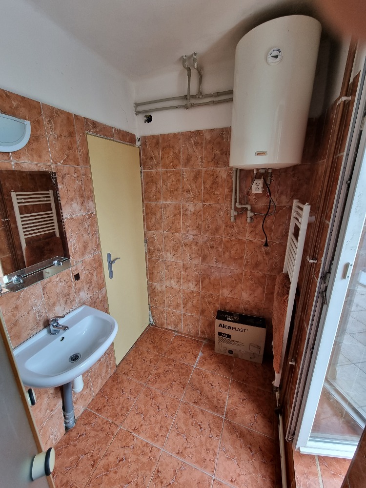 Pronájem bytu 1+1 35 m2