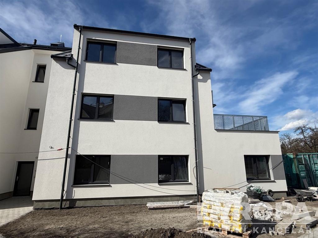 Pronájem bytu 2+kk 50 m2