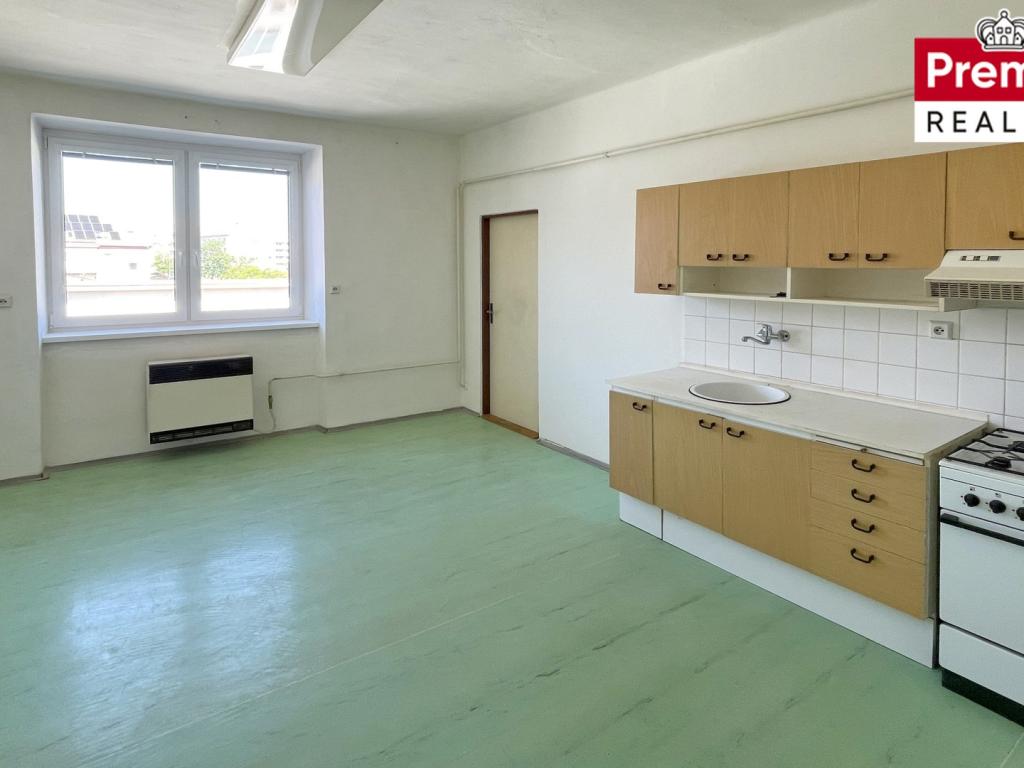 Pronájem bytu 1+1 52 m2