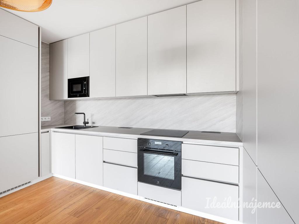 Pronájem bytu 2+kk 50 m2