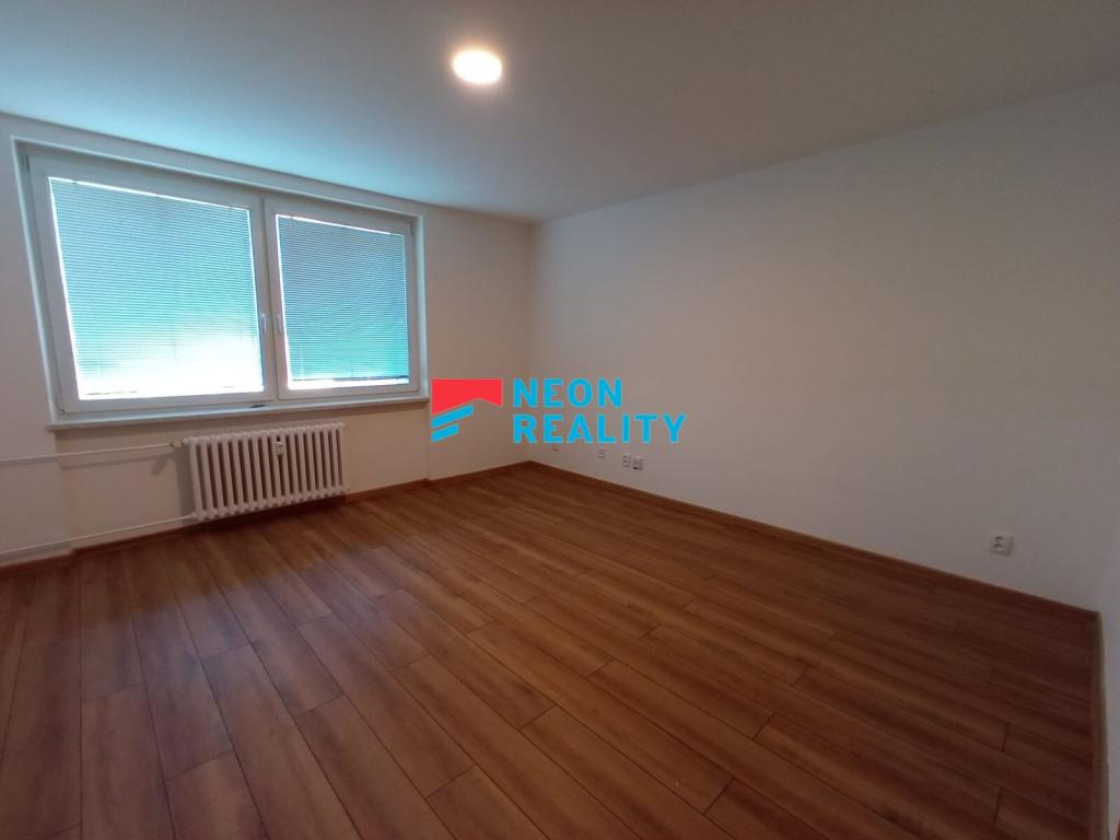 Pronájem bytu 1+1 42 m2