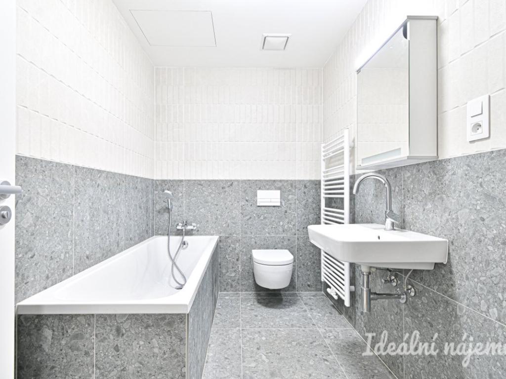 Pronájem bytu 1+kk 34 m2