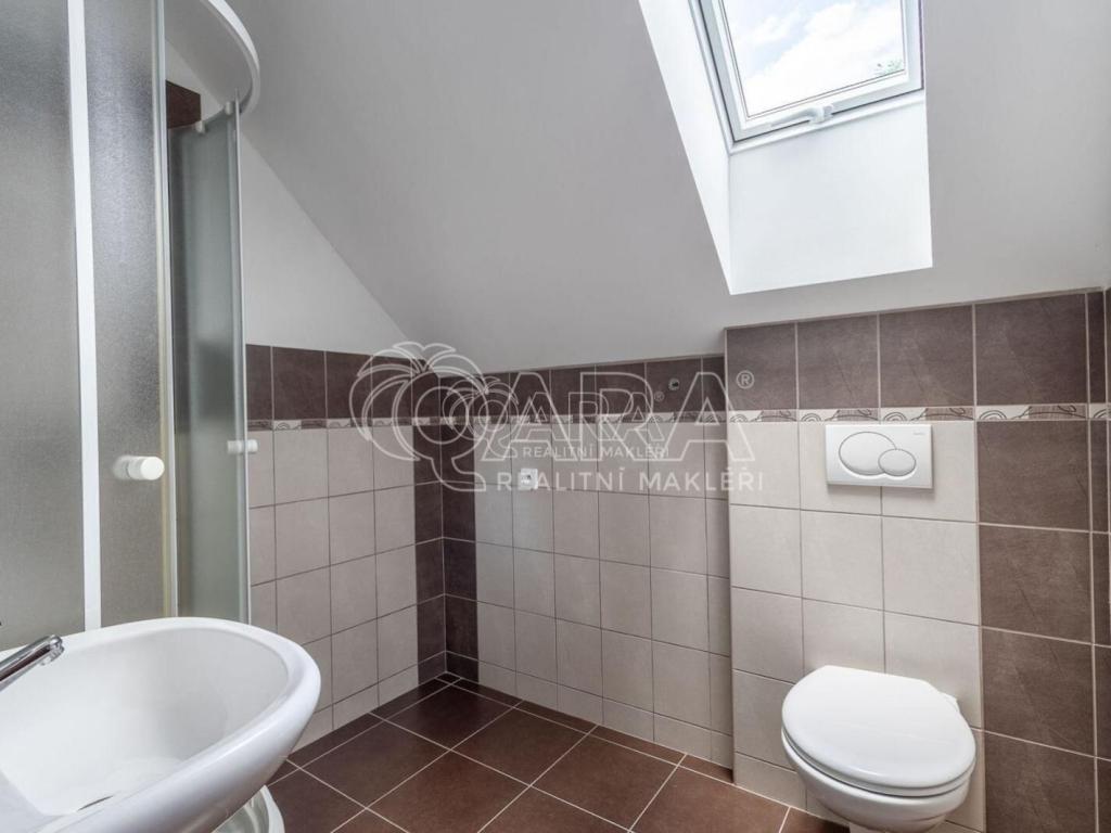 Prodej domu 140 m2, Křečovice – náhled fotky 16
