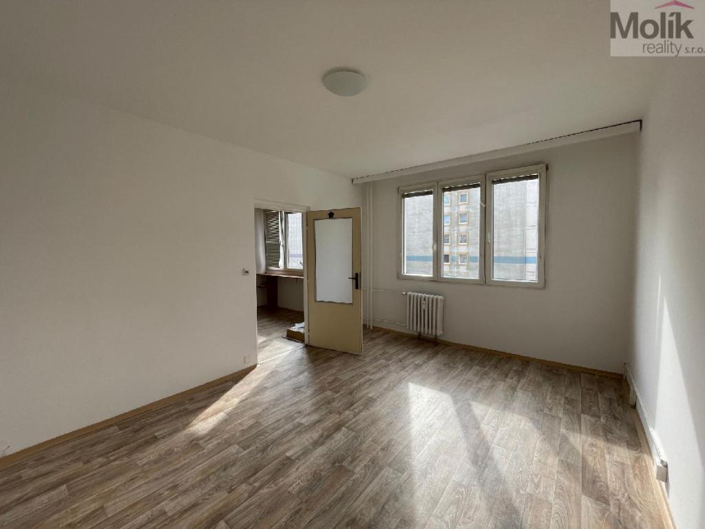 Pronájem bytu 1+1 35 m2