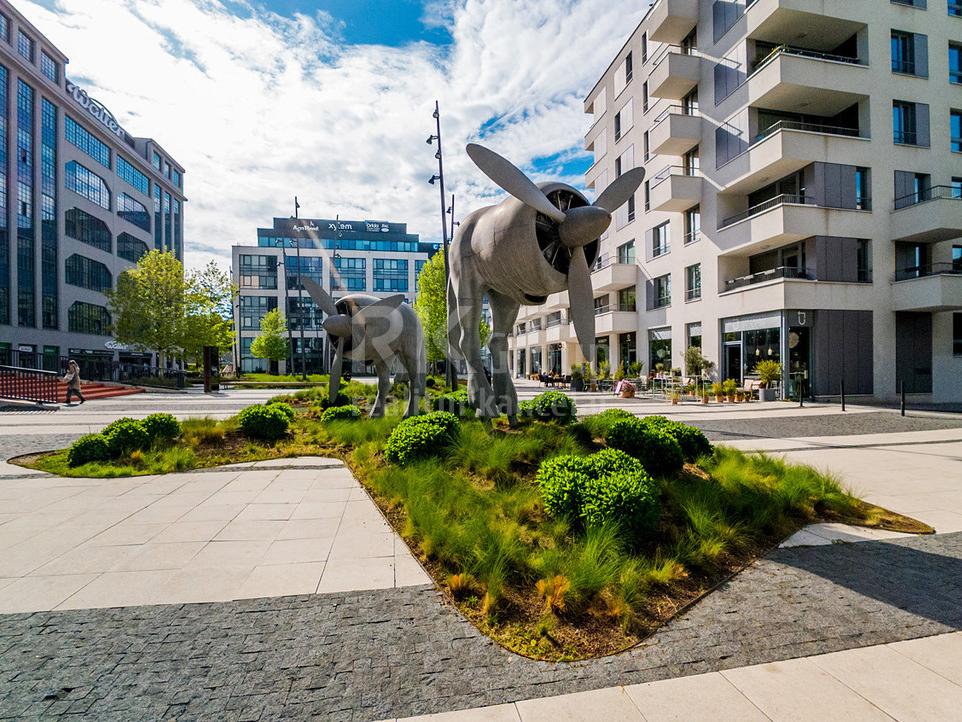 Pronájem bytu 3+kk 81 m2, Praha – náhled fotky 27