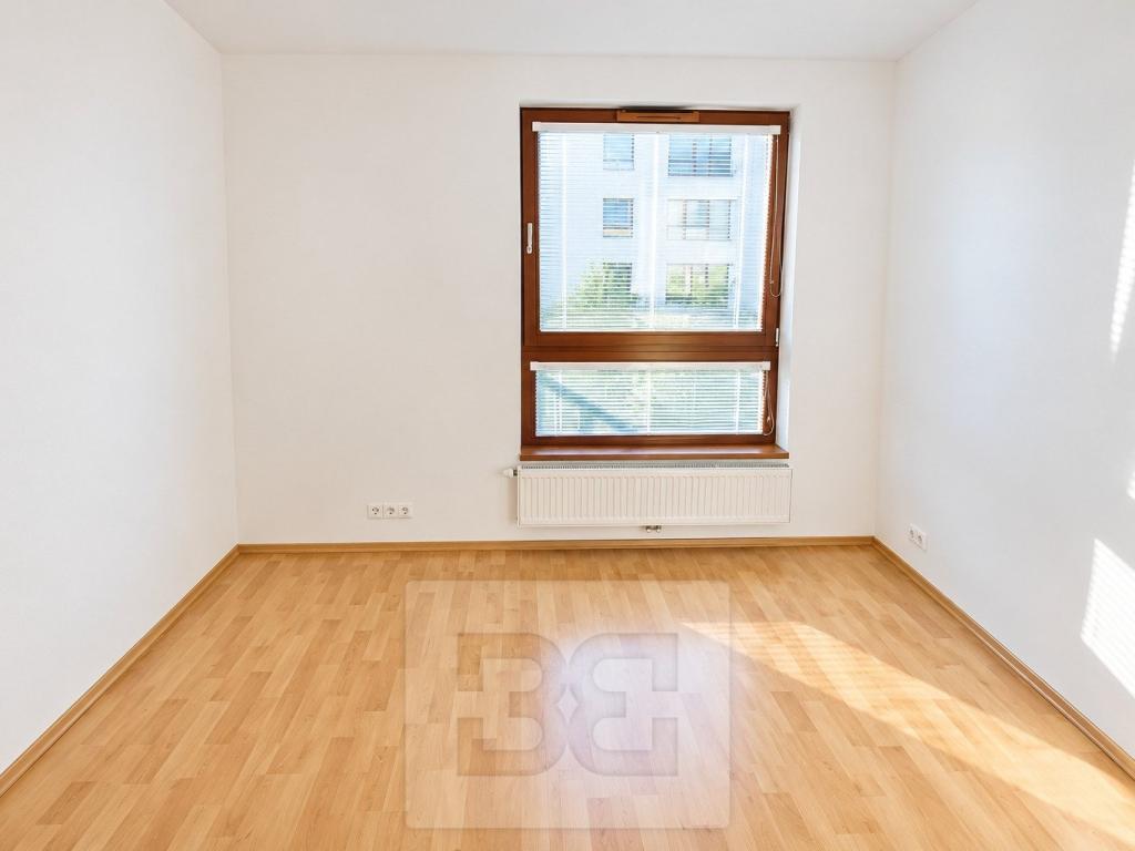 Pronájem bytu 2+kk 42 m2, Praha – náhled fotky 6