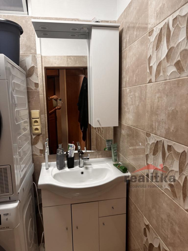 Pronájem bytu 2+1 50 m2, Opava – náhled fotky 10