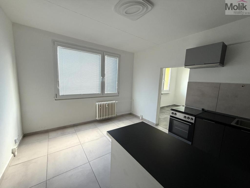 Pronájem bytu 1+1 35 m2