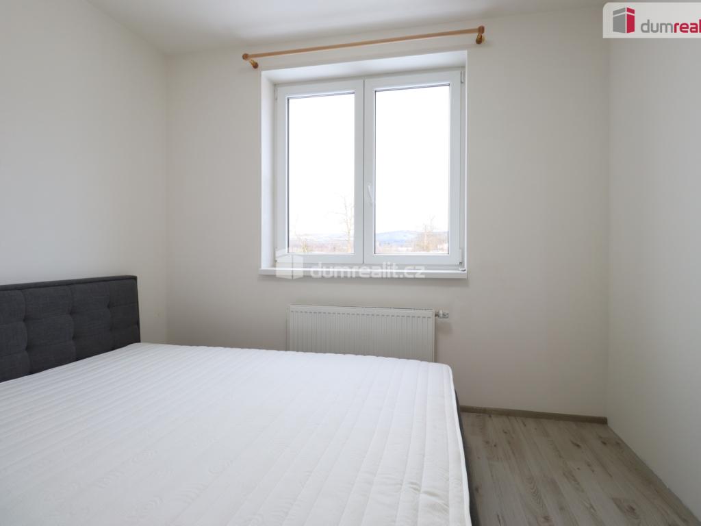 Pronájem bytu 2+kk 39 m2, Nová Role – náhled fotky 14