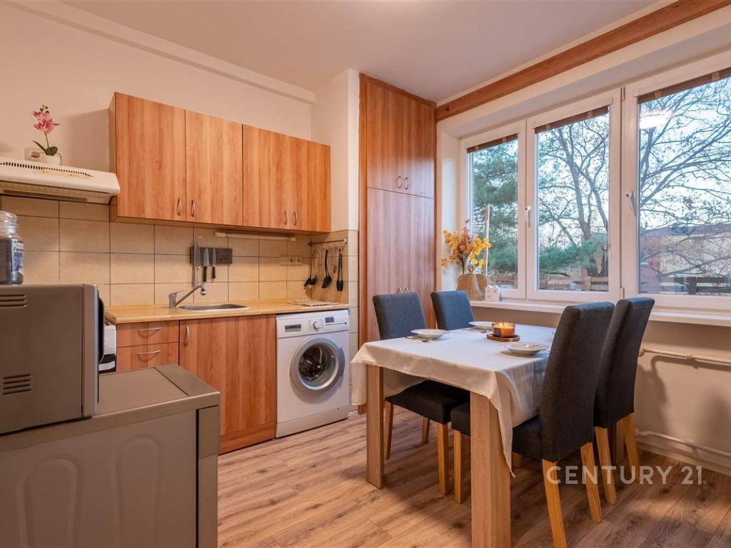 Pronájem bytu 2+1 63 m2