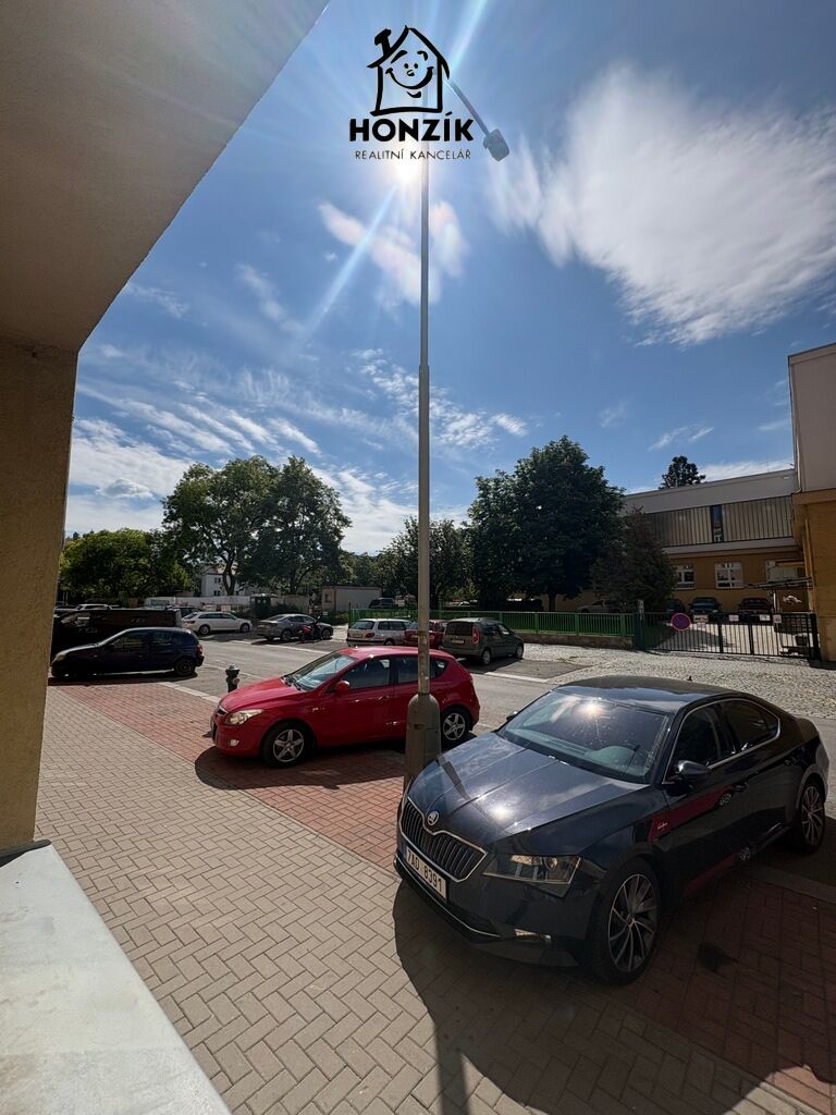 Prodej bytu 2+1 74 m² – pohled 4