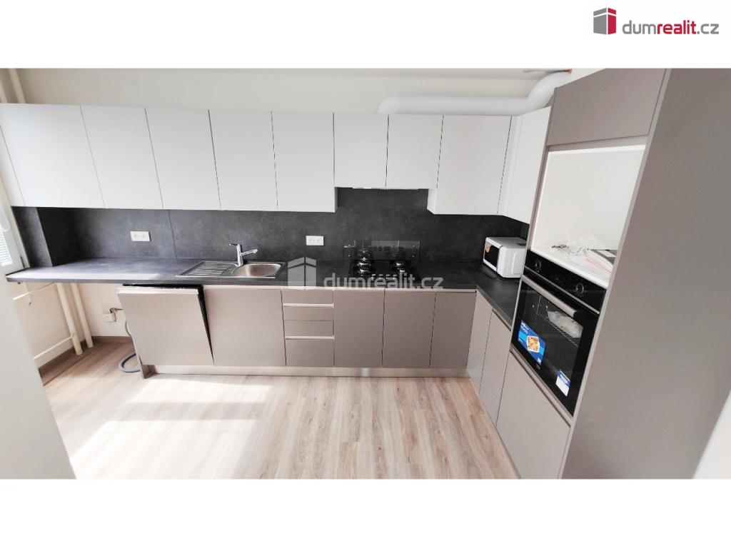 Pronájem bytu 2+1 67 m2