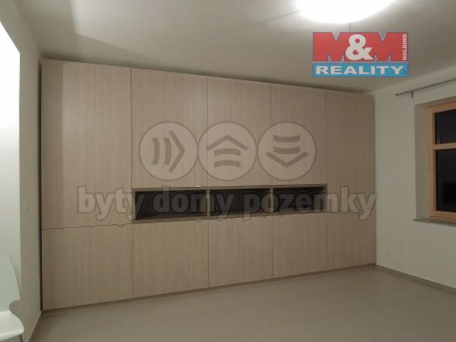 Pronajem bytu 2+kk 60 m2