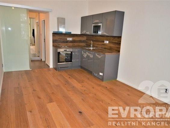Pronájem bytu 1+kk 32 m2