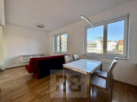 Pronájem bytu 1+kk 44 m2