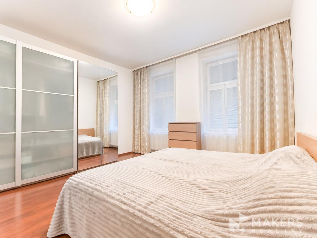 Prodej bytu atypický 190 m2, Praha – náhled fotky 18