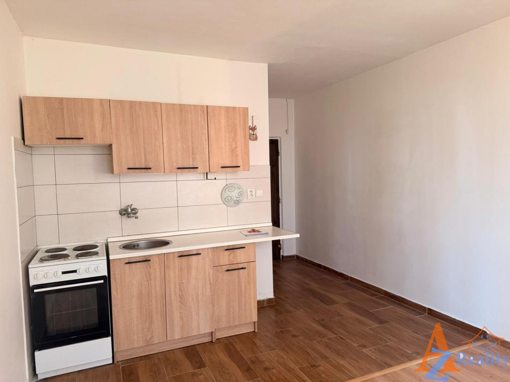Pronájem bytu 1+1 37 m2