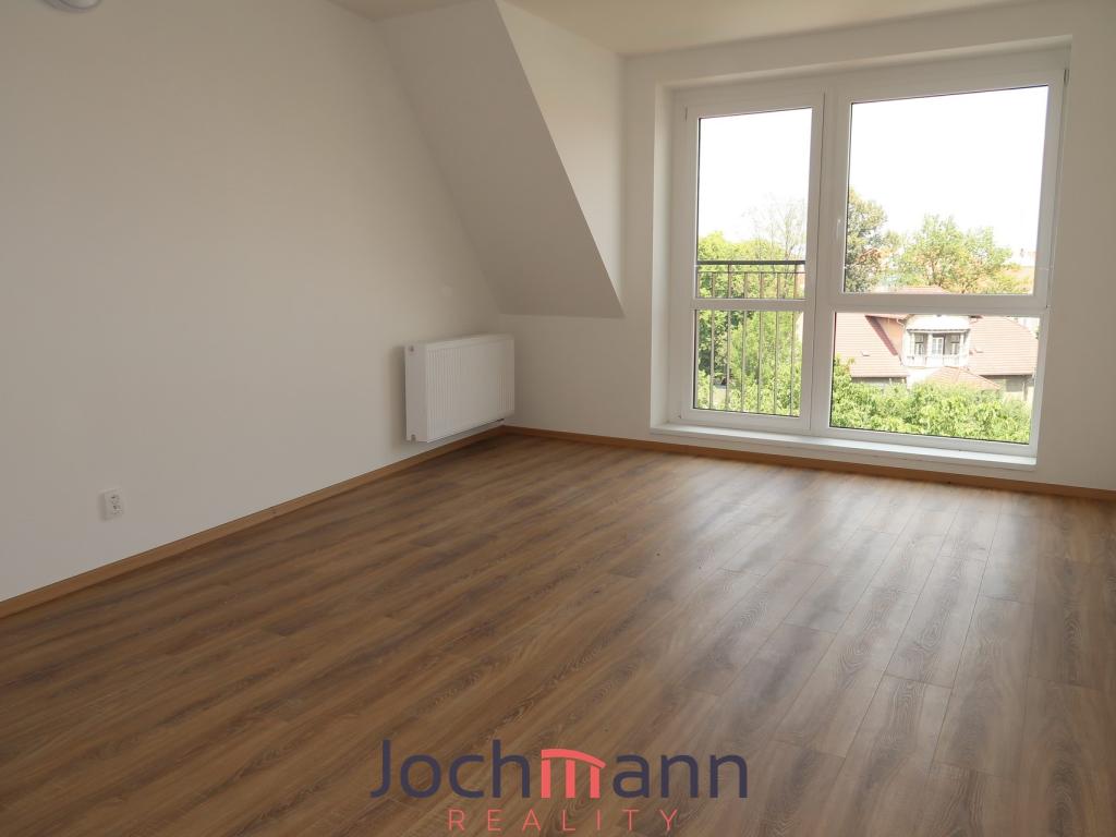 Pronájem bytu 1+kk 45 m2