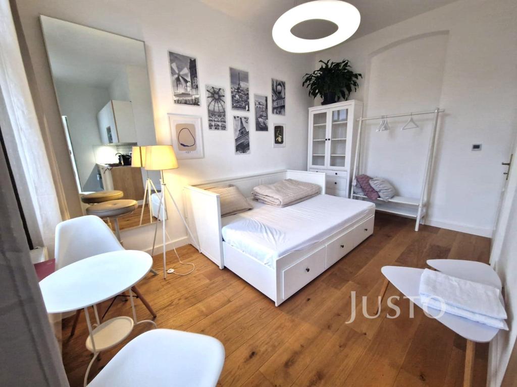 Pronájem bytu 1+kk 31 m2