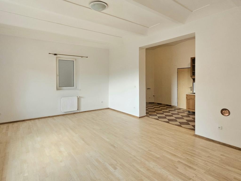 Pronájem bytu 1+1 70 m2