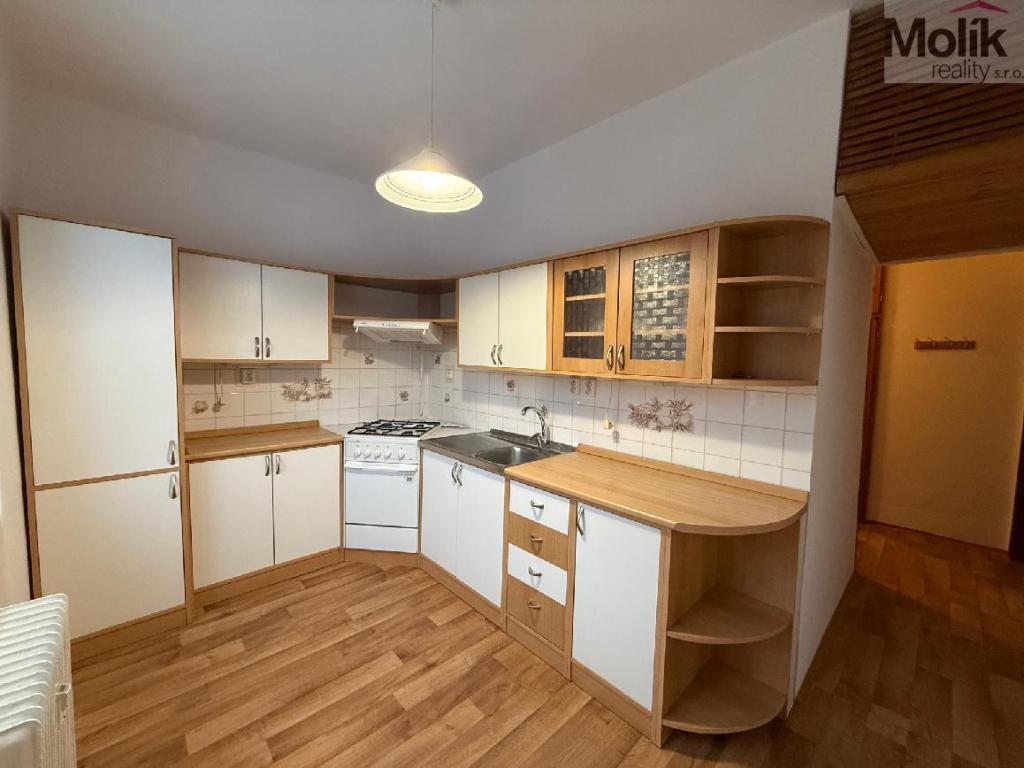Pronájem bytu 2+1 54 m2