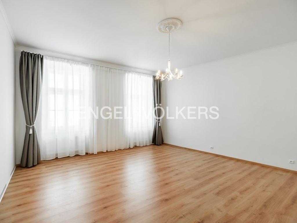 Pronájem bytu 2+1 88 m2