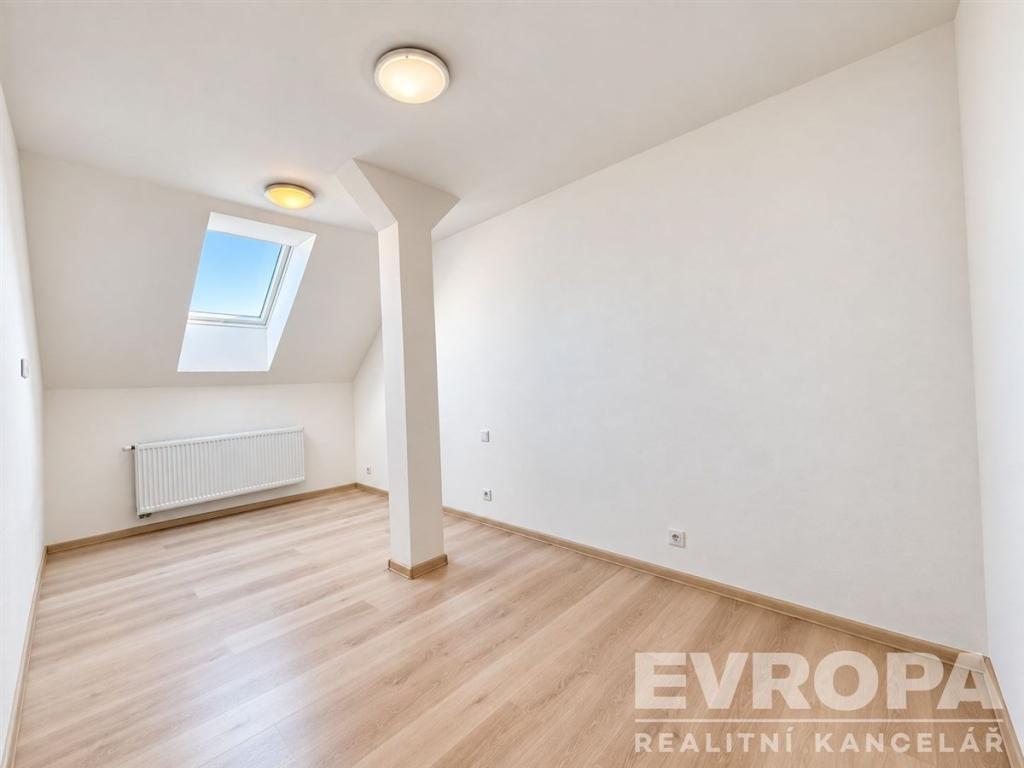 Pronájem bytu 2+kk 47 m2
