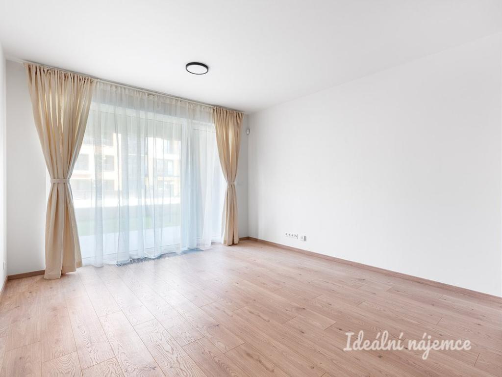 Pronájem bytu 1+kk 32 m2