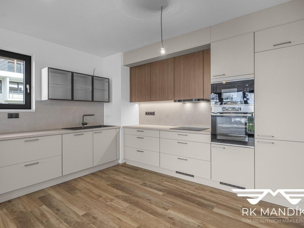 Pronájem bytu 3+kk 86 m2