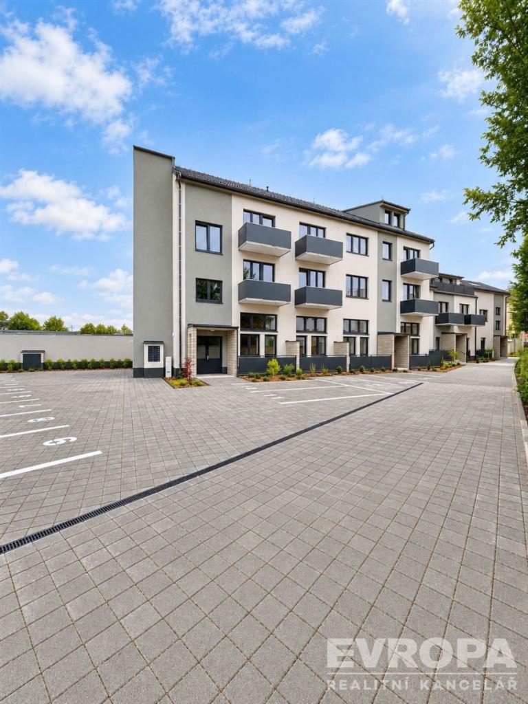 Pronájem bytu 1+kk 32 m2