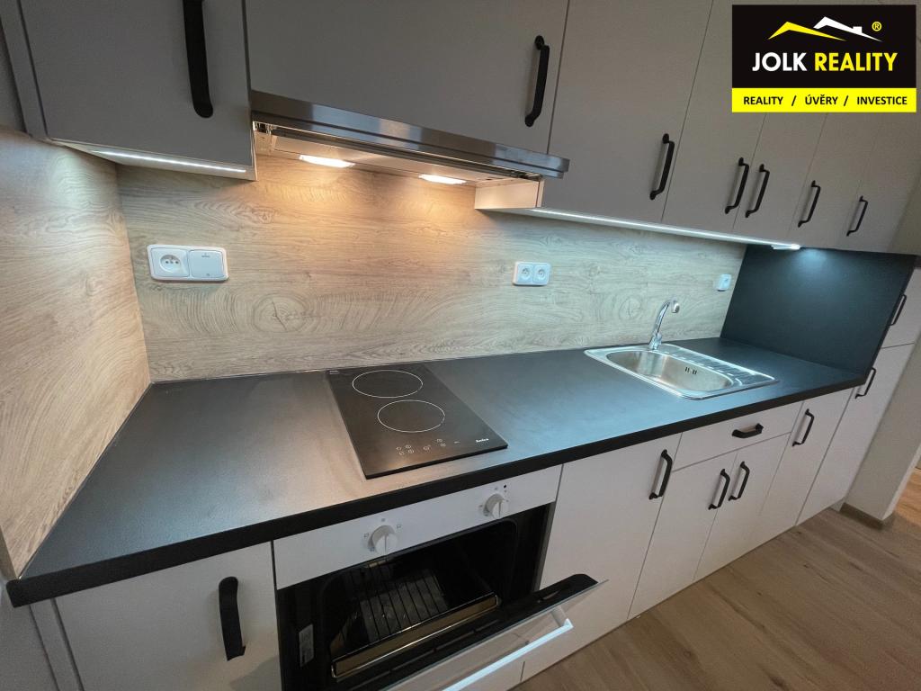 Pronájem bytu 1+kk 32 m2