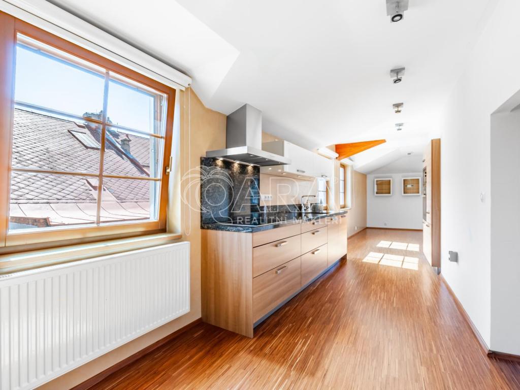 Pronájem bytu 4+kk 230 m2, Beroun – náhled fotky 9