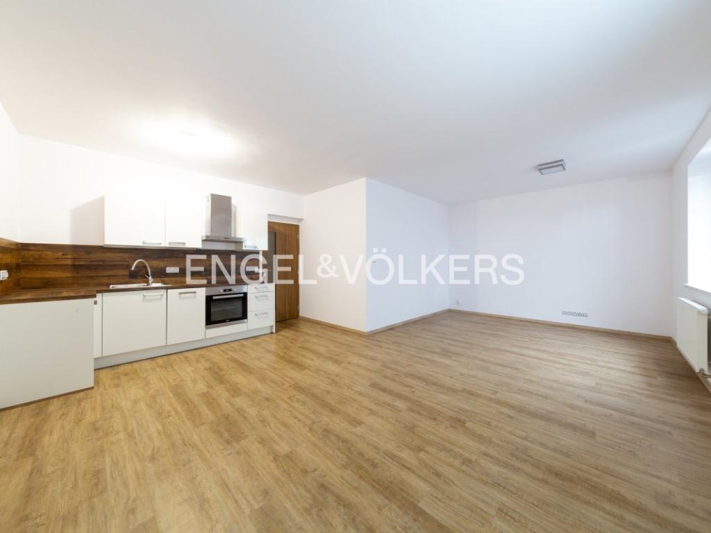 Pronájem bytu 3+kk 75 m2, Plzeň – náhled fotky 3