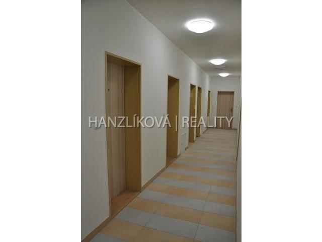 Pronájem bytu 2+kk 48 m2, České Budějovice – náhled fotky 18