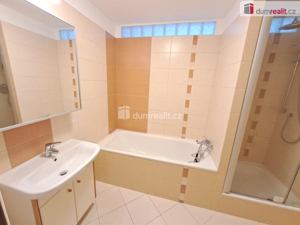 Pronájem bytu 4+kk 84 m2