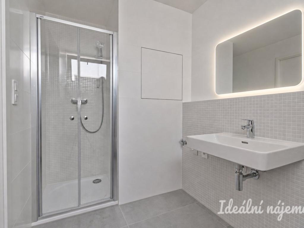 Pronájem bytu 2+kk 36 m2