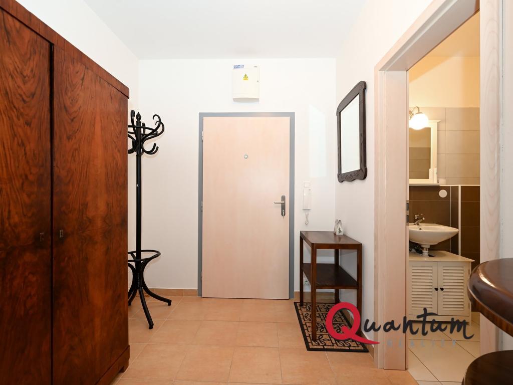 Pronájem bytu 2+kk 57 m2, Praha – náhled fotky 10