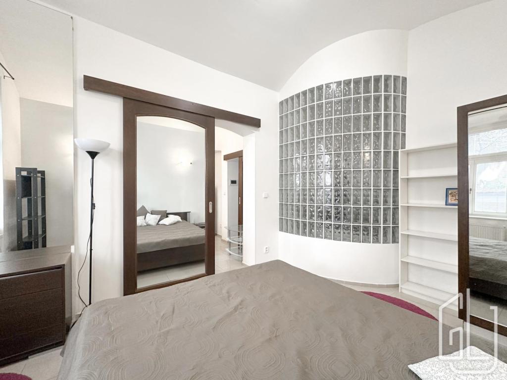 Pronájem bytu 2+1 60 m2