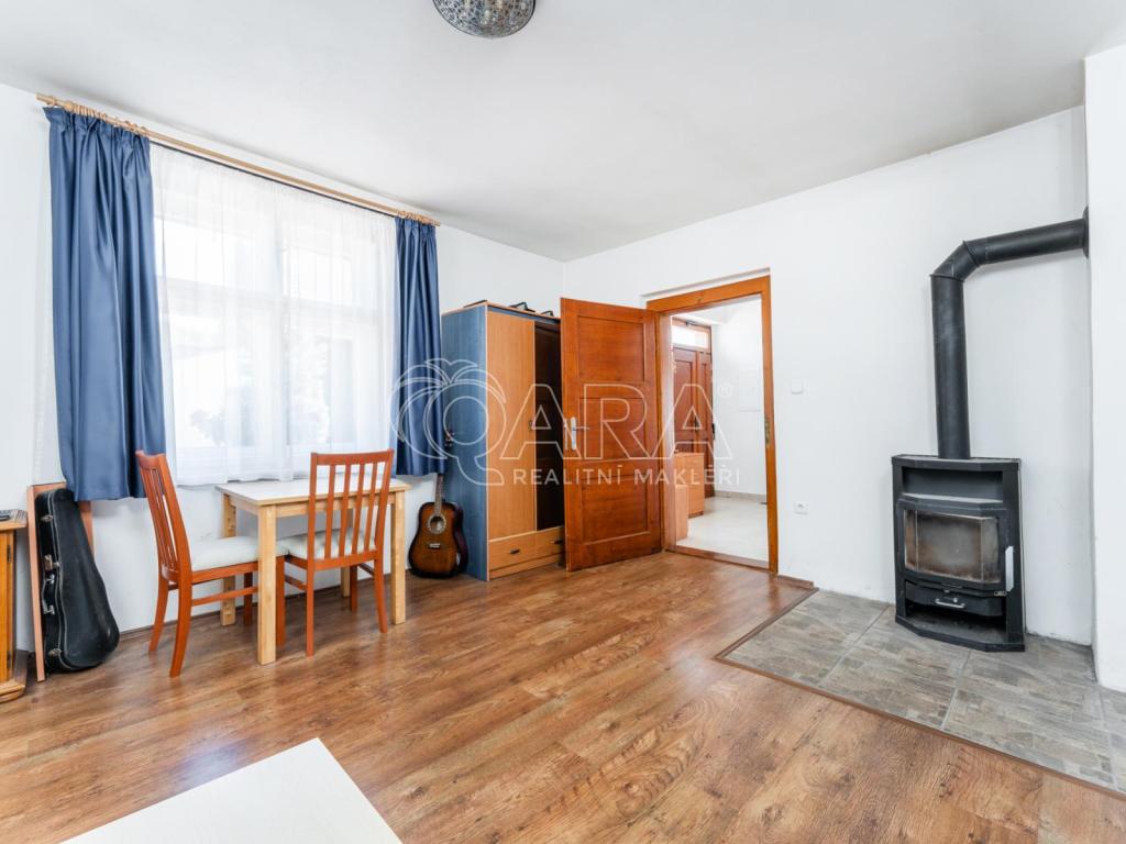 Prodej domu 180 m2, Velký Chlumec – náhled fotky 16